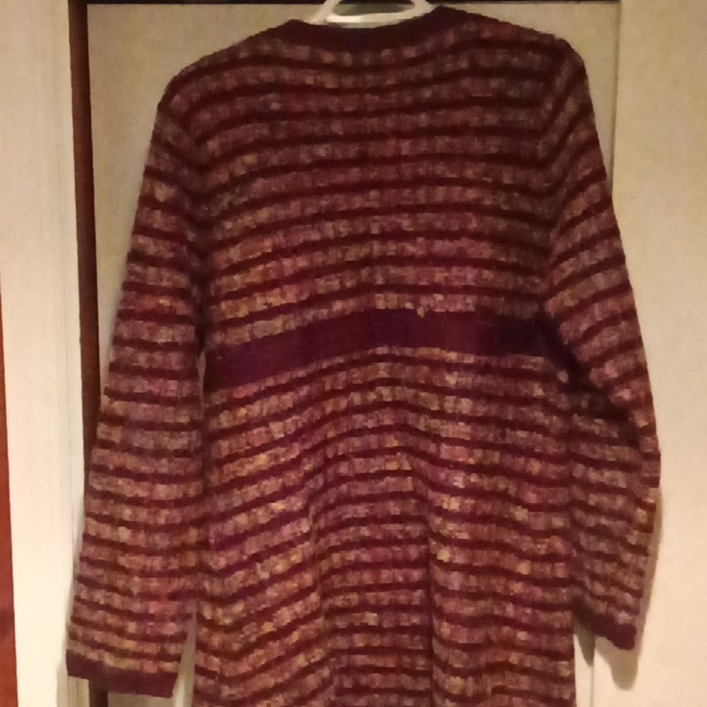 Sweater - Picture 2 of 3